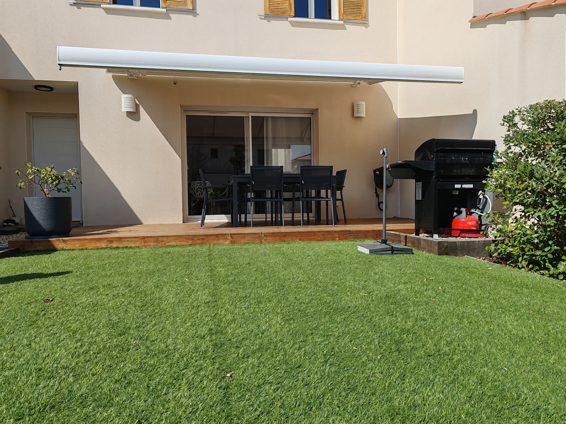 Store banne immeuble