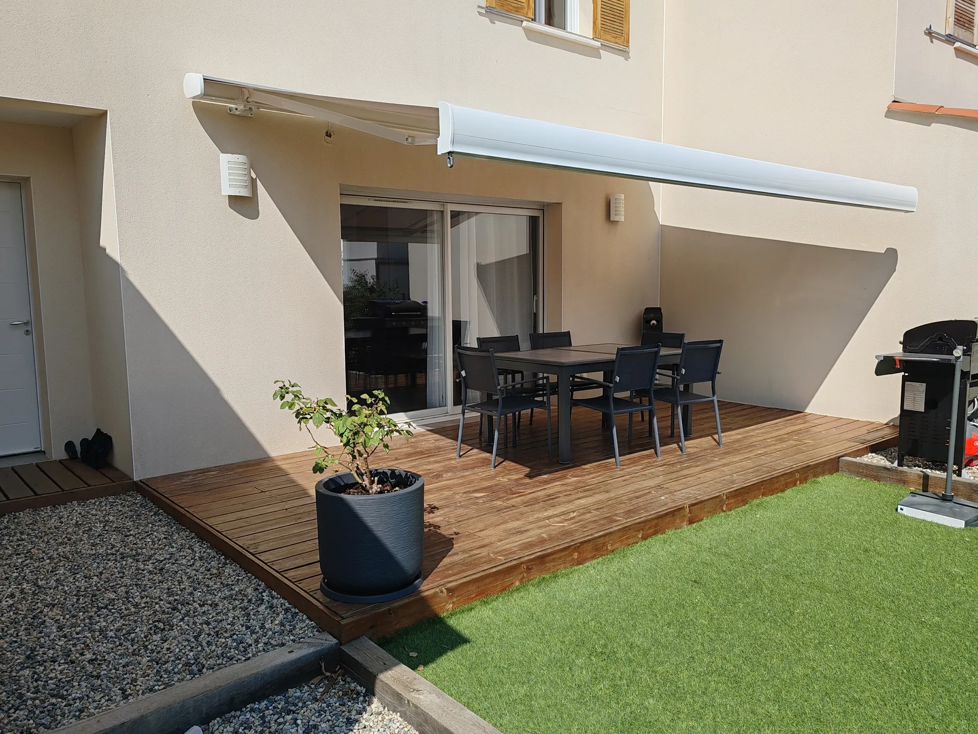 Store banne maison
